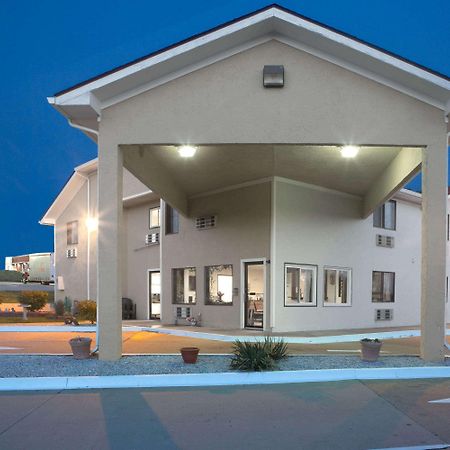 Super 8 By Wyndham Boonville Extérieur photo